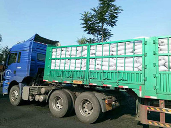 金剛砂整車發(fā)貨